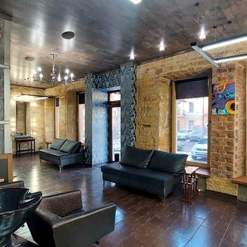 Базарна вул., 7