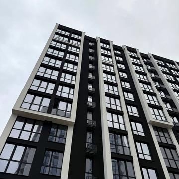 Романа Левицького вул., (Будинок 7)