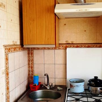 Нескорених вул. (Героїв Праці), 12б