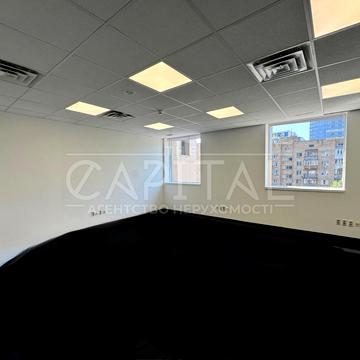 Шовковична вул., 42/44