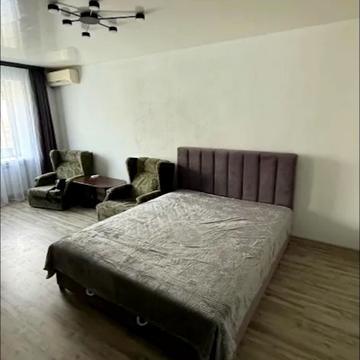 Запорізьке шосе, 14