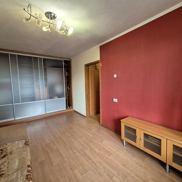 Академіка Корольова вул., 50