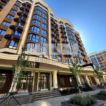 Радісна вул., 6