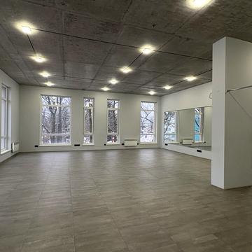 Садова вул., 33