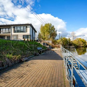 Святищенська вул.