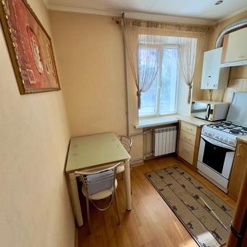 Богдана Хмельницького просп. (Героїв Сталінграда), 24