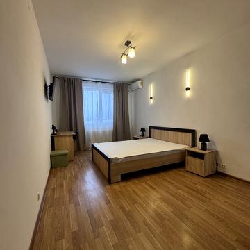 Шкільна вул., 5