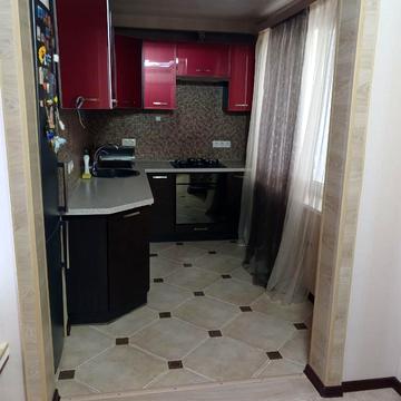 Академіка Павлова вул., 162