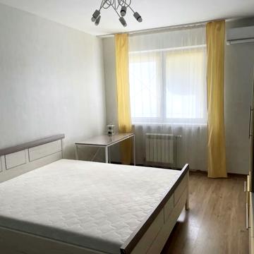 Юрія Кондратюка вул., 5