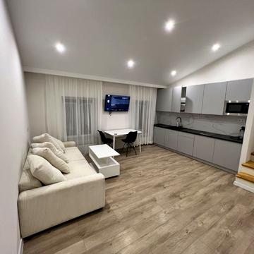 Мала Арнаутська вул., 100