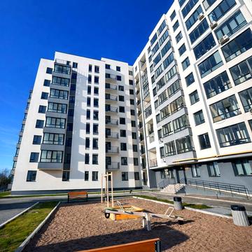 Довга вул., 30