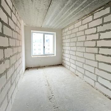 Нижня Берегова вул., (Будинок)