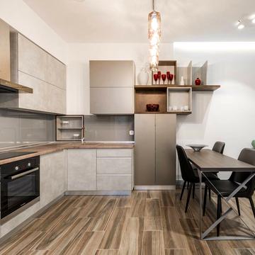 Джона Маккейна вул. (Івана Кудрі), 7