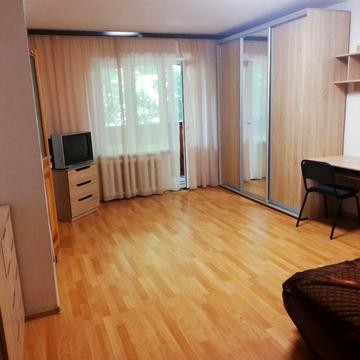 Європейського Союзу просп. (Правди), 3