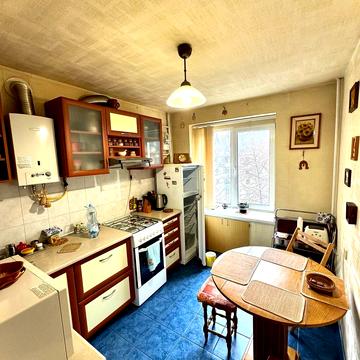 Академіка Андрія Сахарова вул., 56