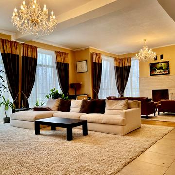 Редутна вул., 54