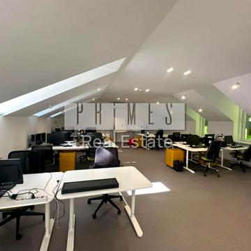 Тараса Шевченка бульв., 48-Б