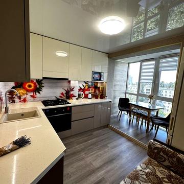 Миколи Руденка бульв. (Кольцова), 11