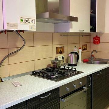 Рильського вул., 5