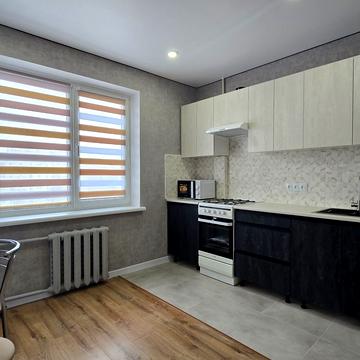 Героїв просп., 19