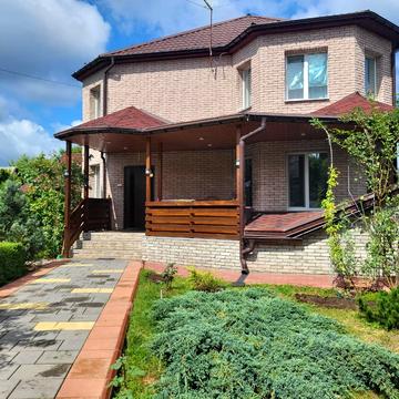 Новаторів вул.