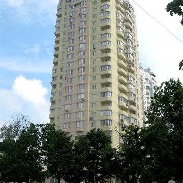 Володимира Івасюка просп. (Героїв Сталінграду), 55