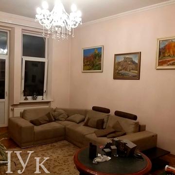 Григорія Сковороди вул., 9