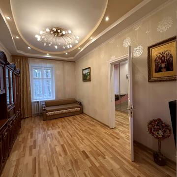 Миколи Гоголя вул., 7