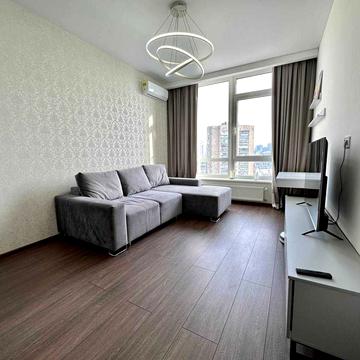 Жилянська вул., 68