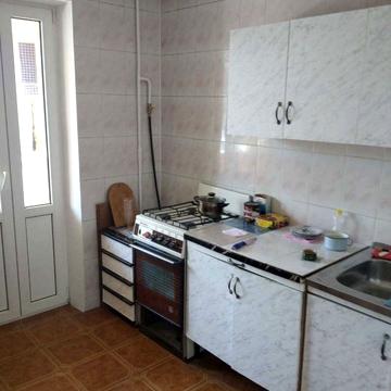 Космонавта Поповича вул. (Космонавта Волкова), 18