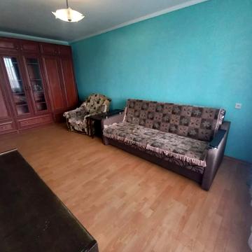 Космонавта Поповича вул. (Космонавта Волкова), 4