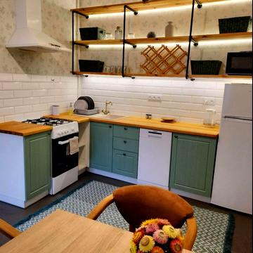 Миколи Гоголя вул., 4