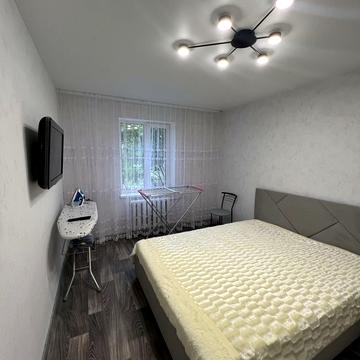 Миколи Бажана просп., 5-Б