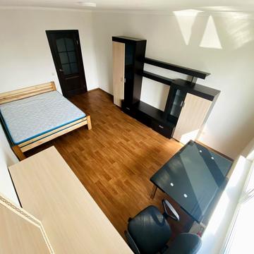 Єлизавети Чавдар вул., 34