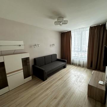 Практична вул., 2