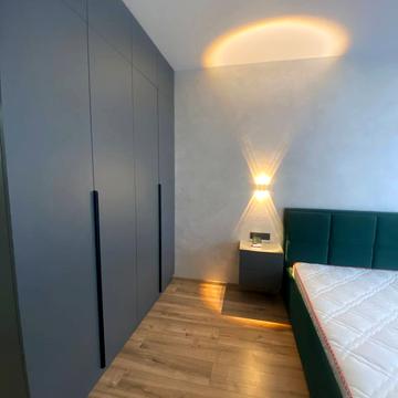 Золота вул., 2