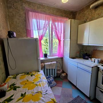 Євгена Тельнова вул., 11/31