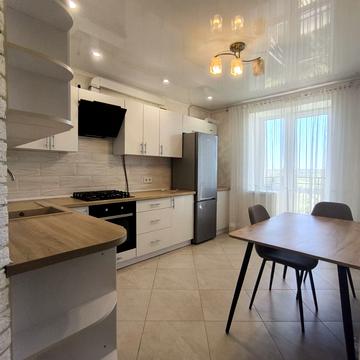 Залізнична вул., 20