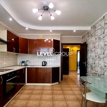 Васильківська вул., 18