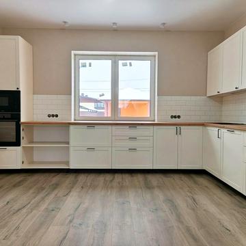 Яблунева вул.