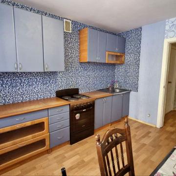 Червоної Калини просп. (Володимира Маяковського), 70