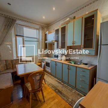 Круглоуніверситетська вул., 13