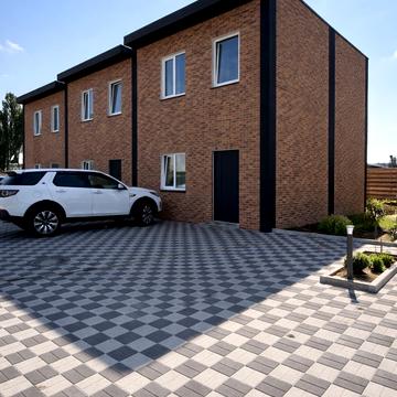 Житомирська вул. (Ватутіна)