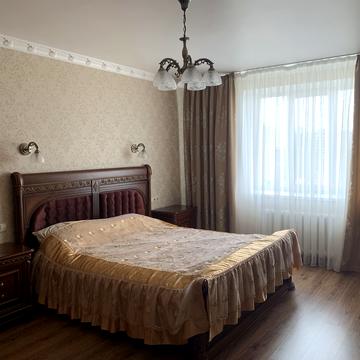 Богдана Хмельницького бульв., 6/260