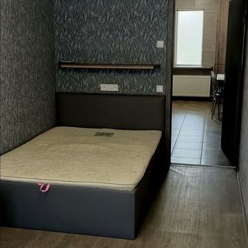 Весела вул.