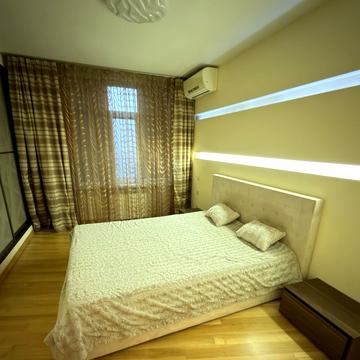 Валерія Лобановського просп. (Червонозоряний), 4-А