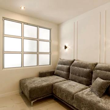 Андрія Верхогляда вул. (Михайла Драгомирова), 2