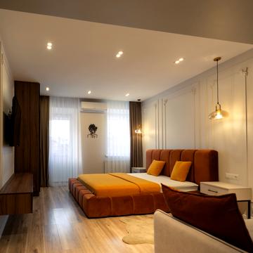 Святого Теодора пл., 6