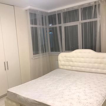 Освіти вул., 16