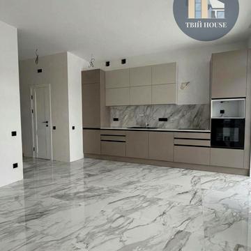 Молодіжна вул.